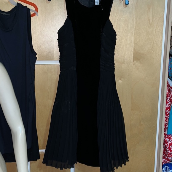 $345 Anthropologie 2brych Sz 0 Velvet party dress gorgeous new nwt pleated lbd - Picture 9 of 16
